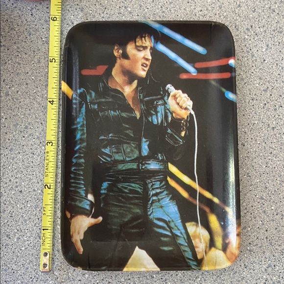 Vintage Elvis Presley Decorative Tray - Picture 3 of 3